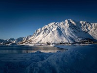 爱一番小卡片：问题坐标轴是不是裁切｜动作把术语翻译成人话｜感受先把口径对齐